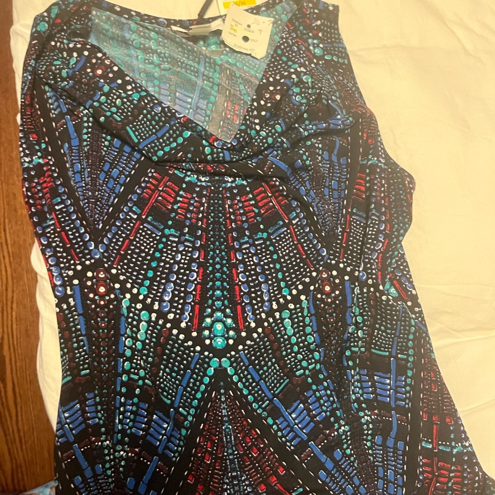 Calvin Klein NWT Colorful Geometric Sleeveless sleeveless top